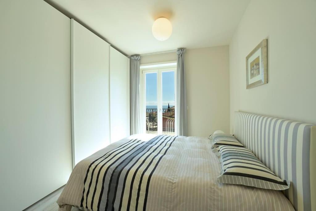 Luxury Apartament Con Garage Vista Mare Alassio Per 6 Persone 외부 사진